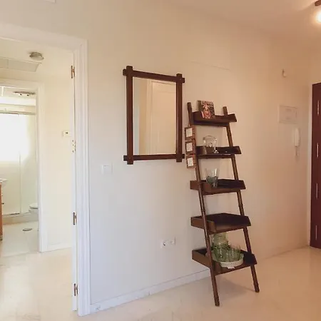 Nidos Waterfrontmalaga, Wifi,sat-tv,garage,seaviews,a/c * Torremolinos