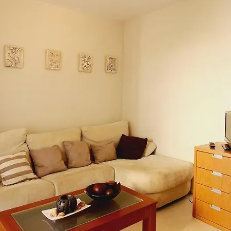 Daire Nidos Waterfrontmalaga, Wifi,sat-tv,garage,seaviews,a/c *