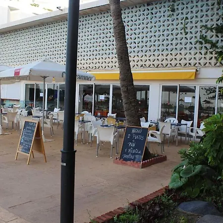 Nidos Waterfrontmalaga, Wifi,sat-tv,garage,seaviews,a/c Daire Torremolinos